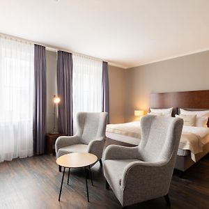 Deluxe Zimmer mit Kingsize-Bett